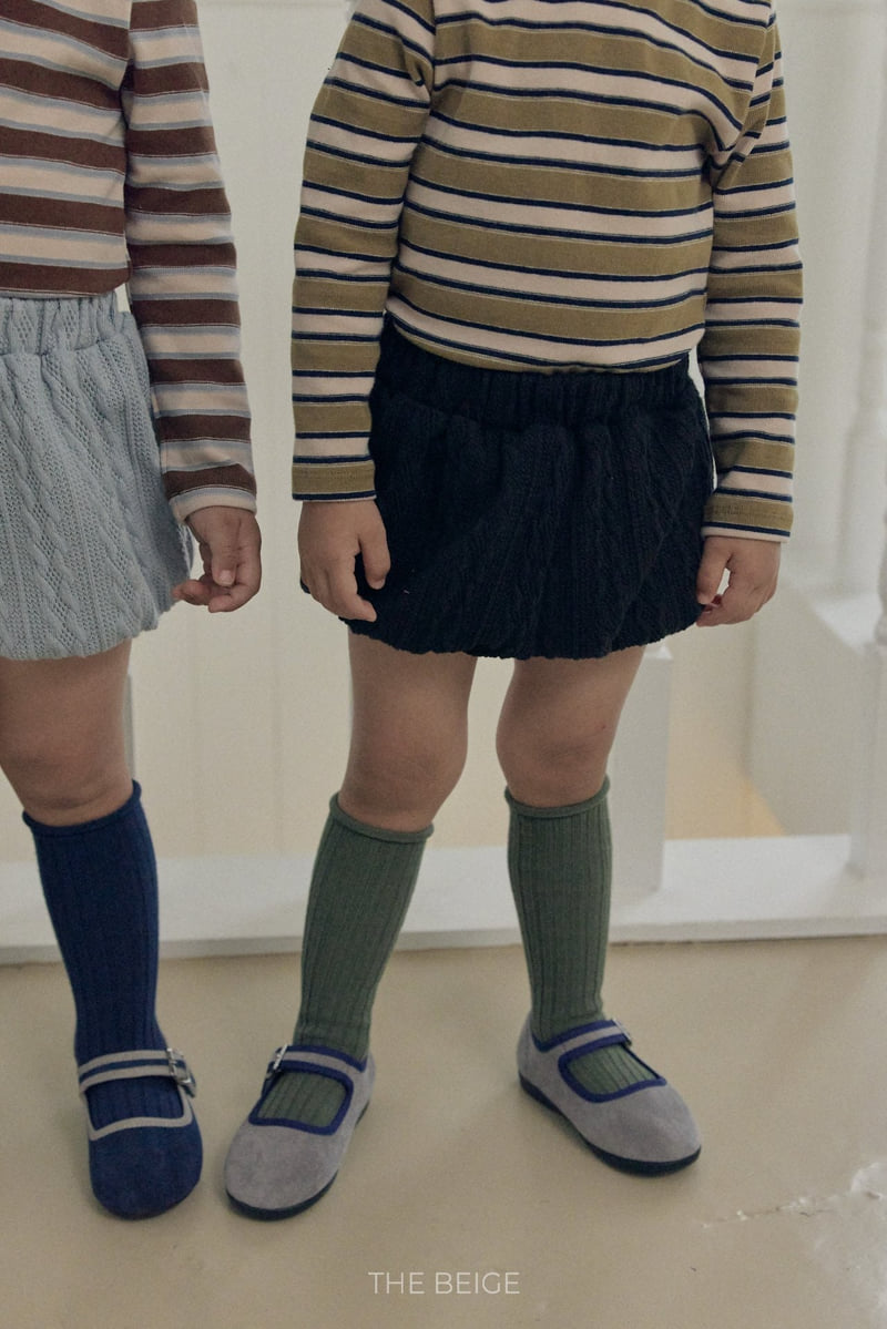 Little Foxx – Knit Pumpkin Pants