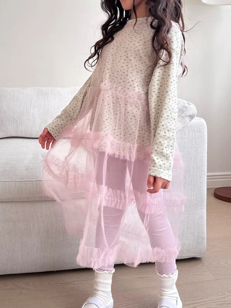 Eyelet Tee4_byLittleFox_jetztvorbestellen