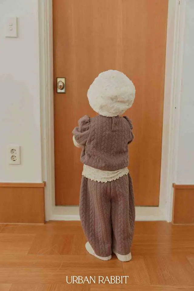 Little Foxx – Cable Quilting Pants