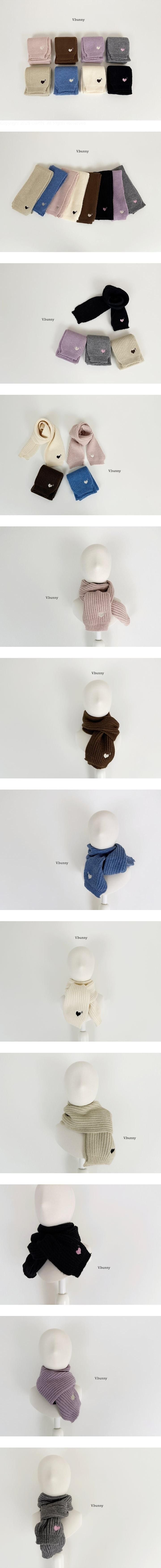 Little Foxx – Heart Embroidery Muffler