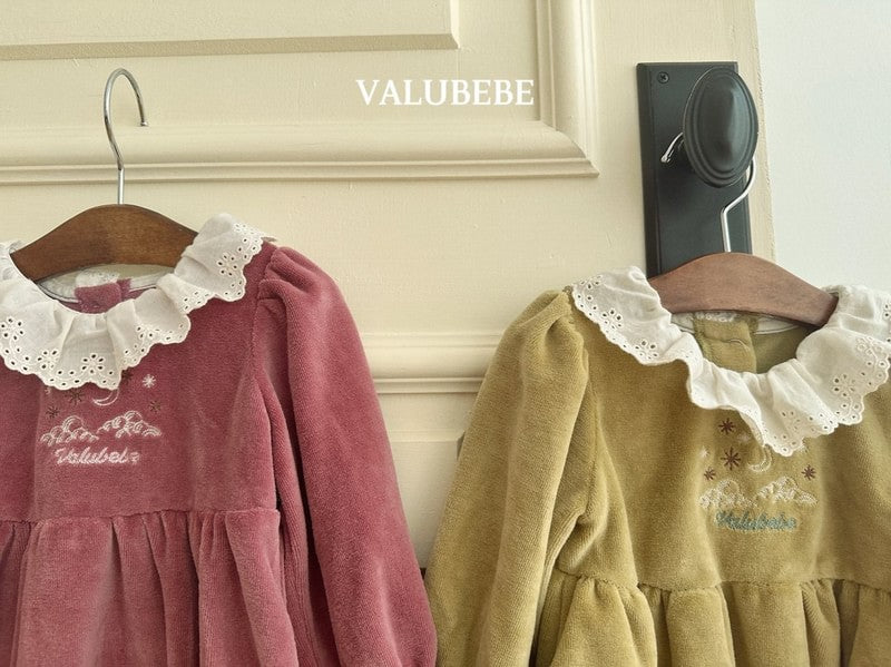 Little Foxx – Embroidery Velour Suit