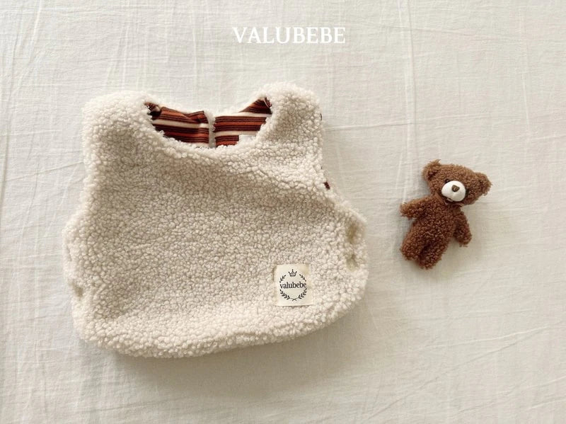 Little Foxx – Poodle Bagel Vest