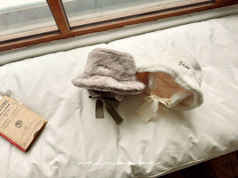 Little Foxx – Fur Ear Bonnet Hat