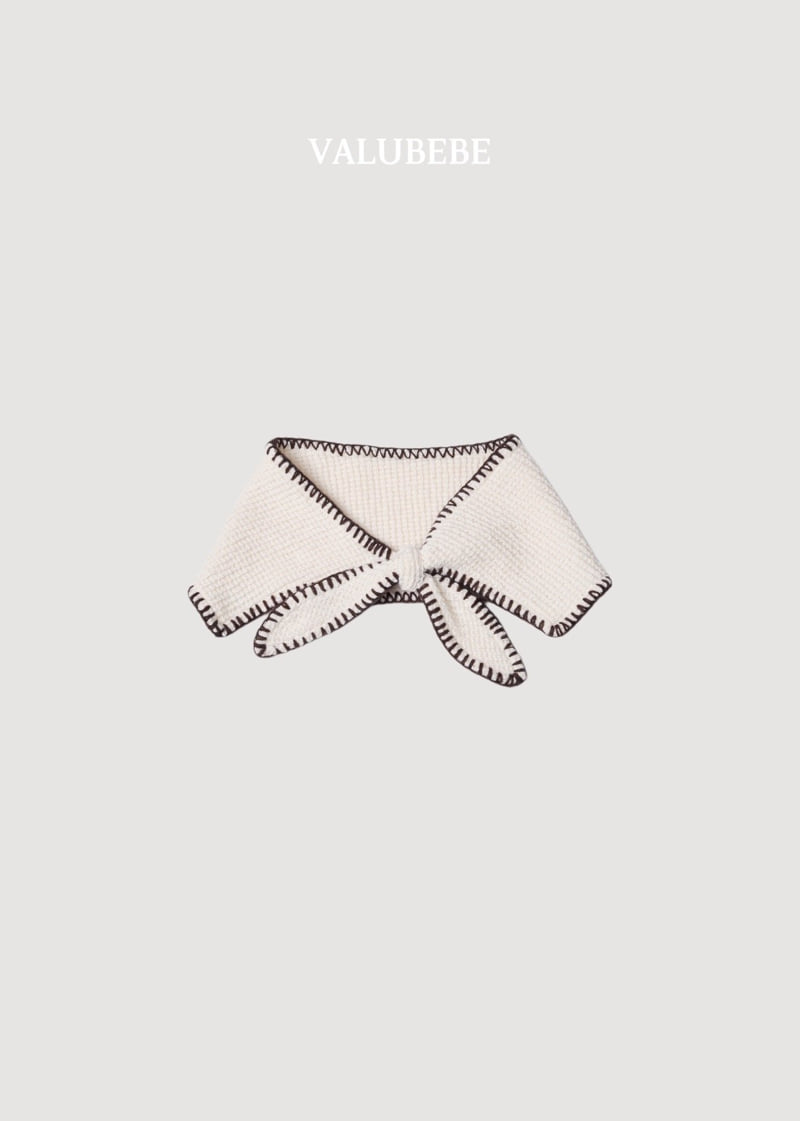 Little Foxx – Mello Ribbon Cape