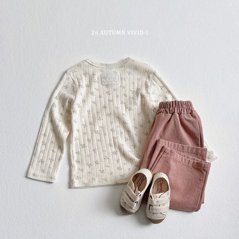 Little Foxx – Lace Label Eyelet Tee
