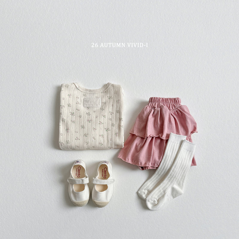 Little Foxx – Lace Label Eyelet Tee