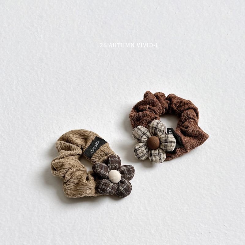 Little Foxx – Check Flower Scrunchie