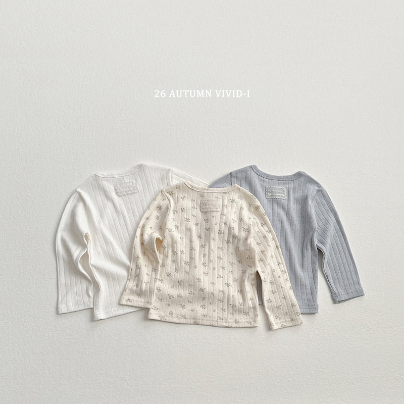 Little Foxx – Lace Label Eyelet Tee