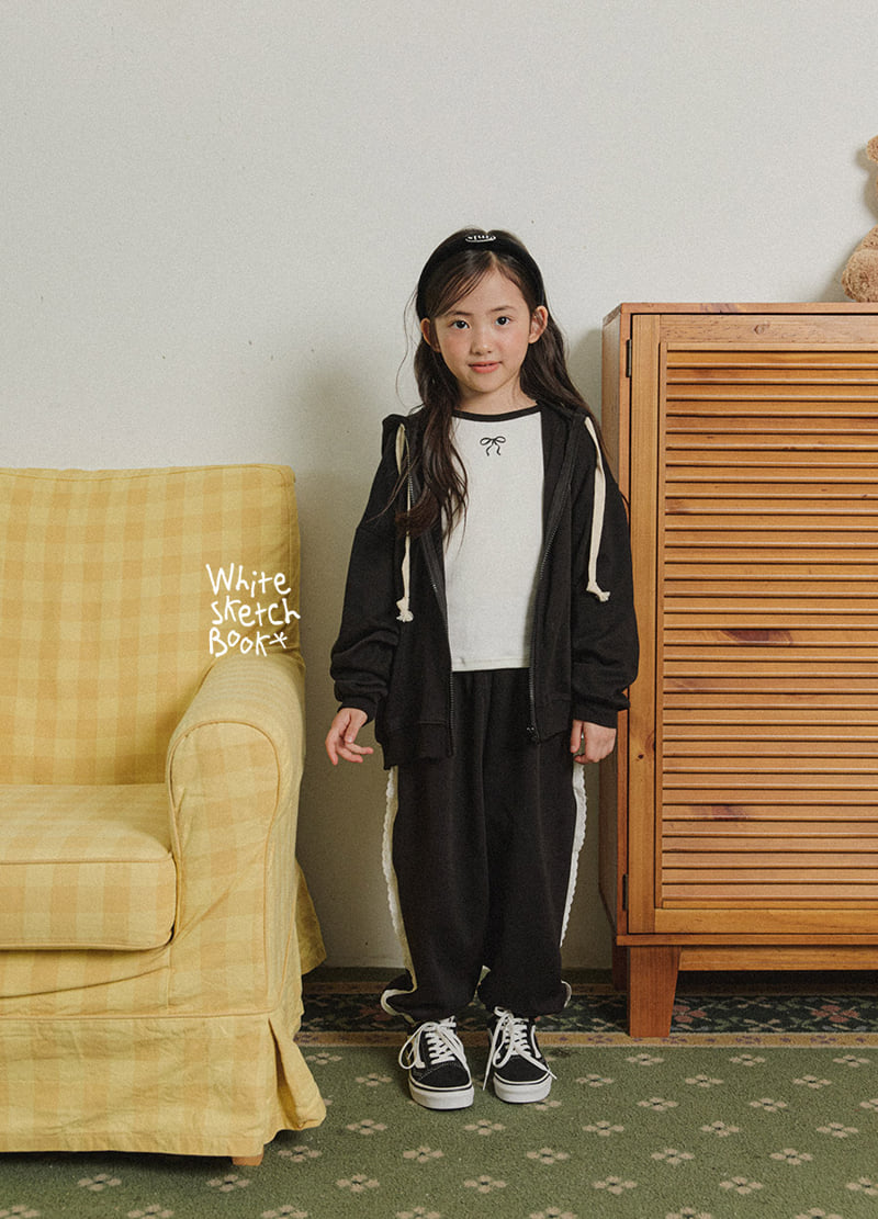 Little Foxx – Lace Jogger Pants