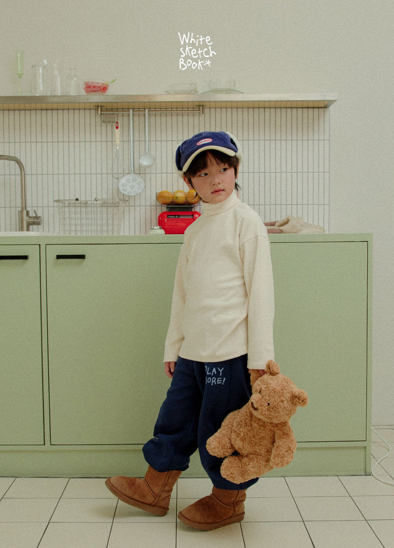 Little Foxx – Peach Turtleneck Tee