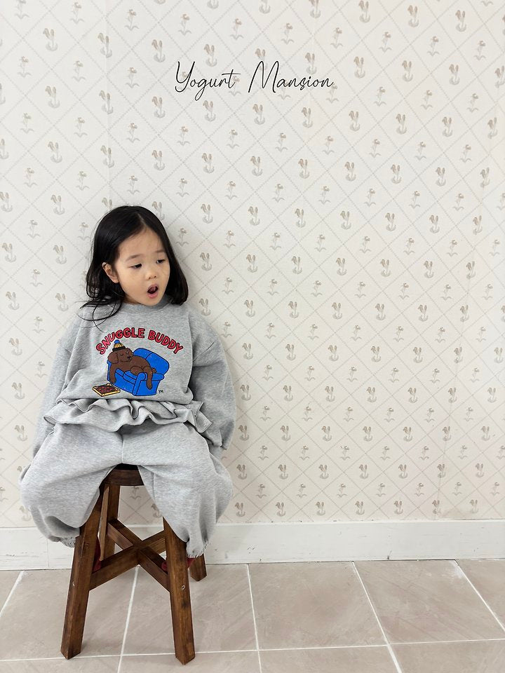 Little Foxx – Adult Homebody Sweatshirt
