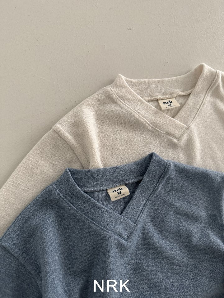 V-Neck Knit3_byLittleFox_jetztvorbestellen