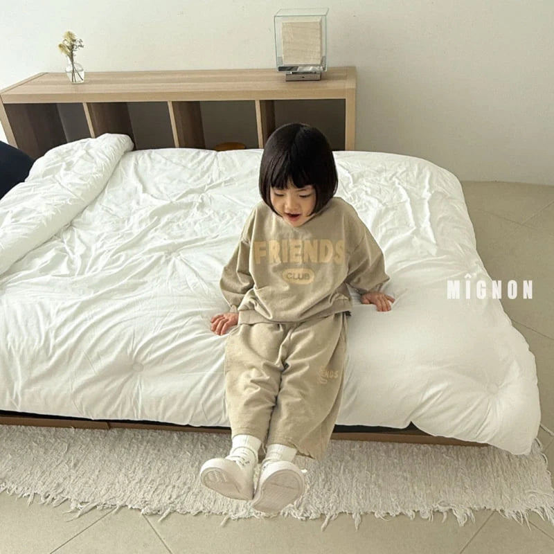 Friends Pigment Sweatshirt4_byLittleFox_jetztvorbestellen