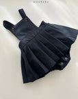Emma Pleated Suspender Suit5_byLittleFox_jetztvorbestellen