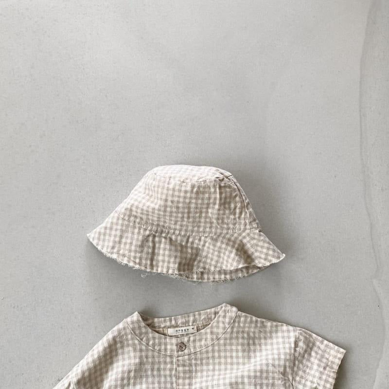 Cinnamon Bucket Hat find Stylish Fashion for Little People- at Little Foxx Concept Store