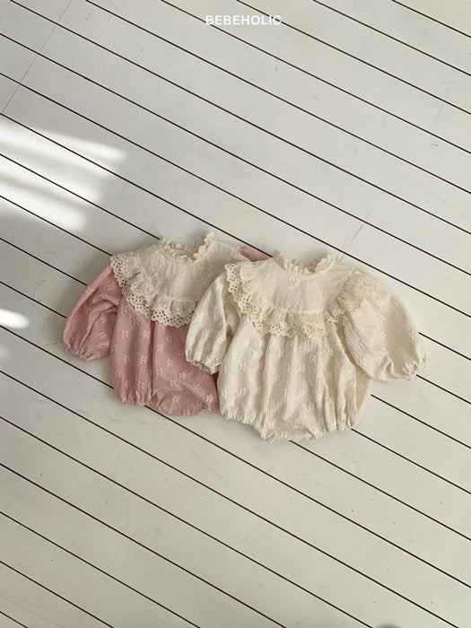 Brie Lace Suit_byLittleFox_jetztvorbestellen