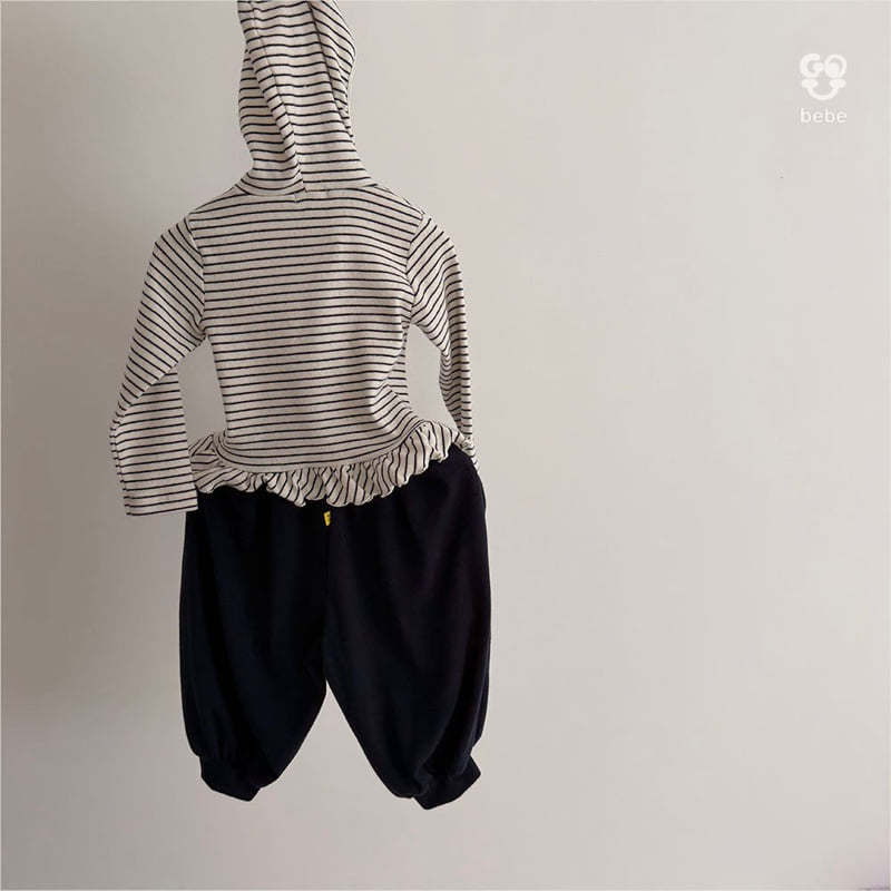 Little Foxx – B Flowy Hooded Turtleneck Tee