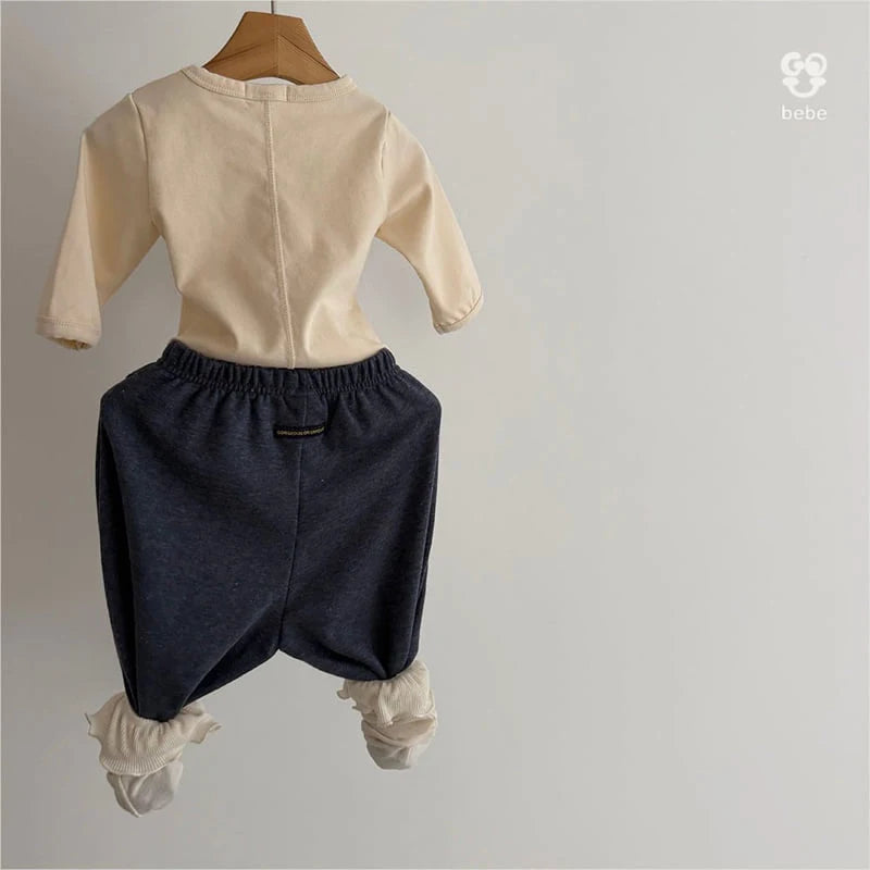 Little Foxx – Bebe Seven Sleeve Tee
