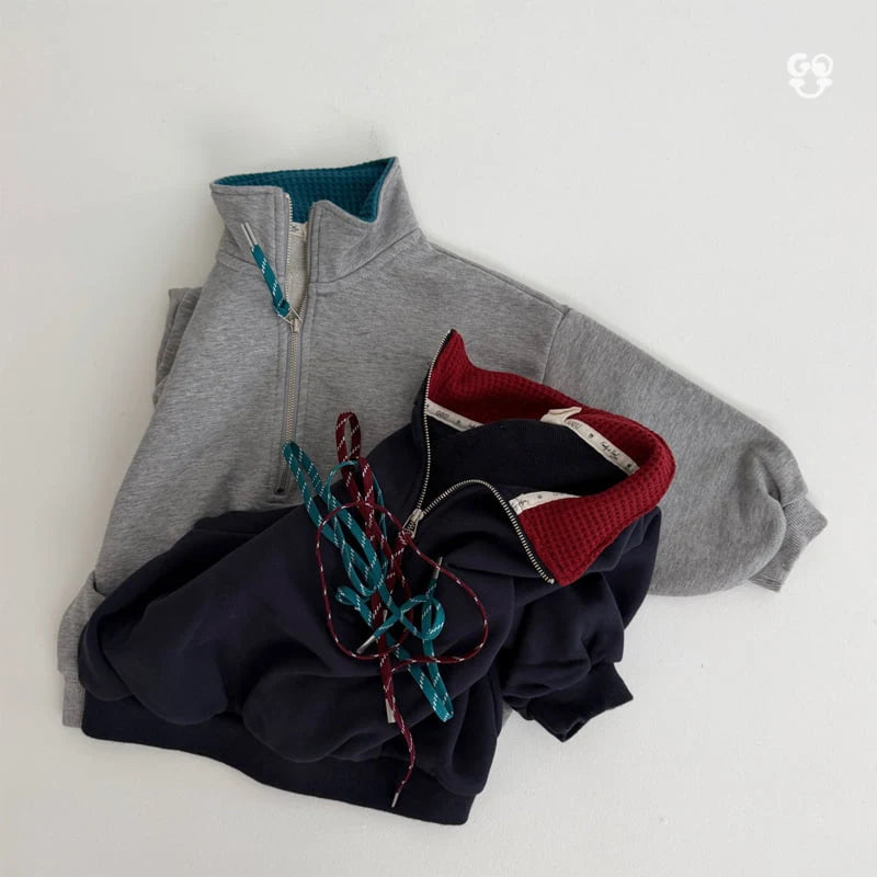 Little Foxx – Point Zip-up Top