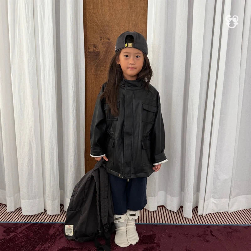 Little Foxx – Cozy Leather Jacket