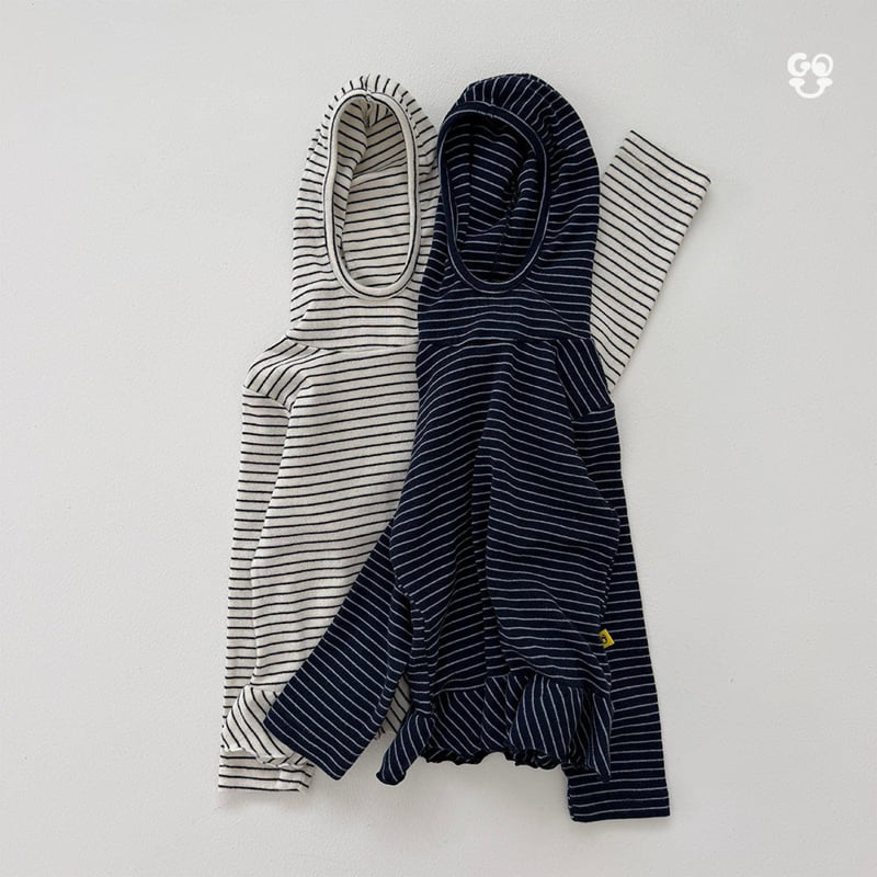 Little Foxx – Soft Hood Turtleneck Tee