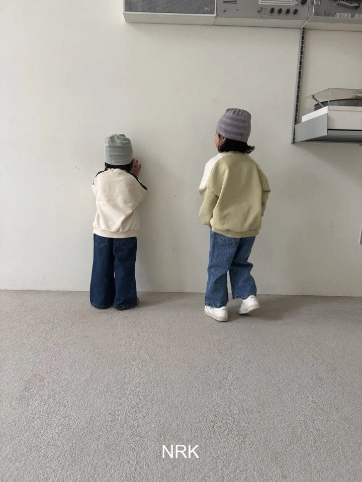 Loose Fit Bootcut Pants3_byLittleFox_jetztvorbestellen