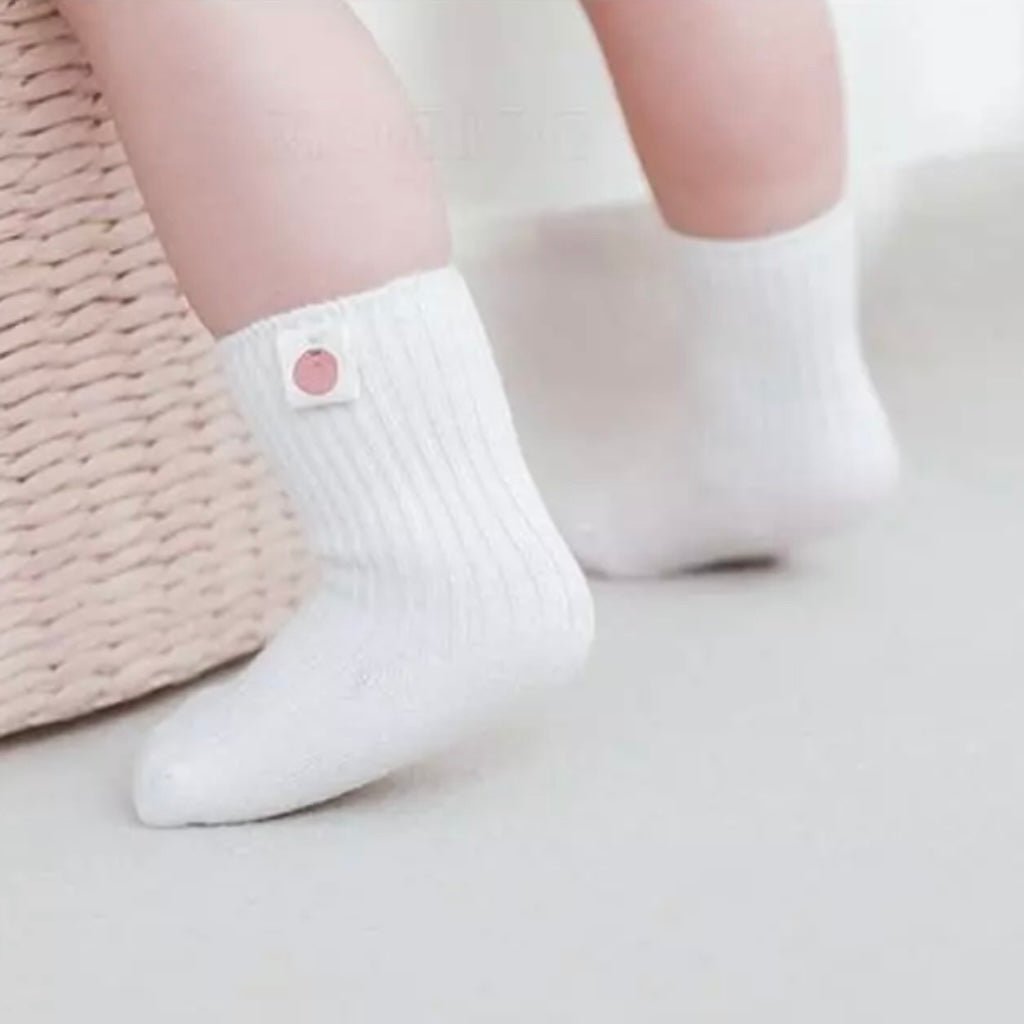 Label Rib Socken (3-er Set) find Stylish Fashion for Little People- at Little Foxx Concept Store