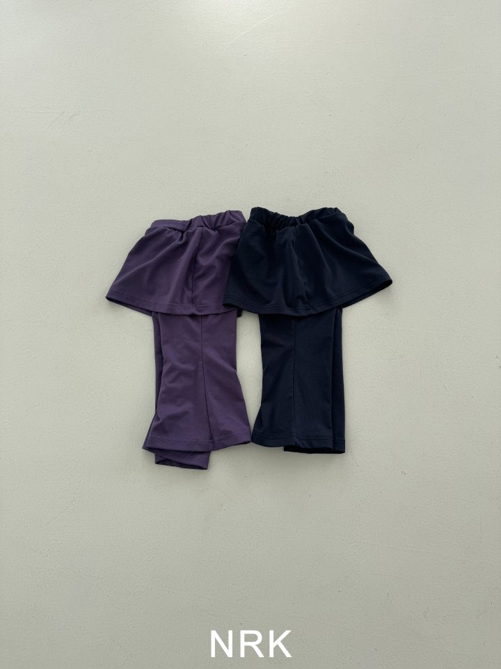 Tension Leggings3_byLittleFox_jetztvorbestellen