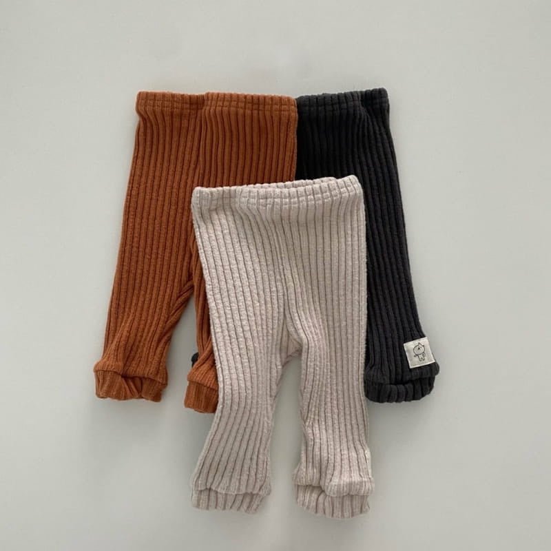 Mini Pepero Leggings find Stylish Fashion for Little People- at Little Foxx Concept Store