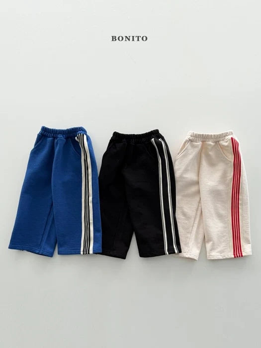 Straight-Line Pants_byLittleFox_jetztvorbestellen