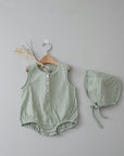 Simple Bodysuit mit Mütze find Stylish Fashion for Little People- at Little Foxx Concept Store