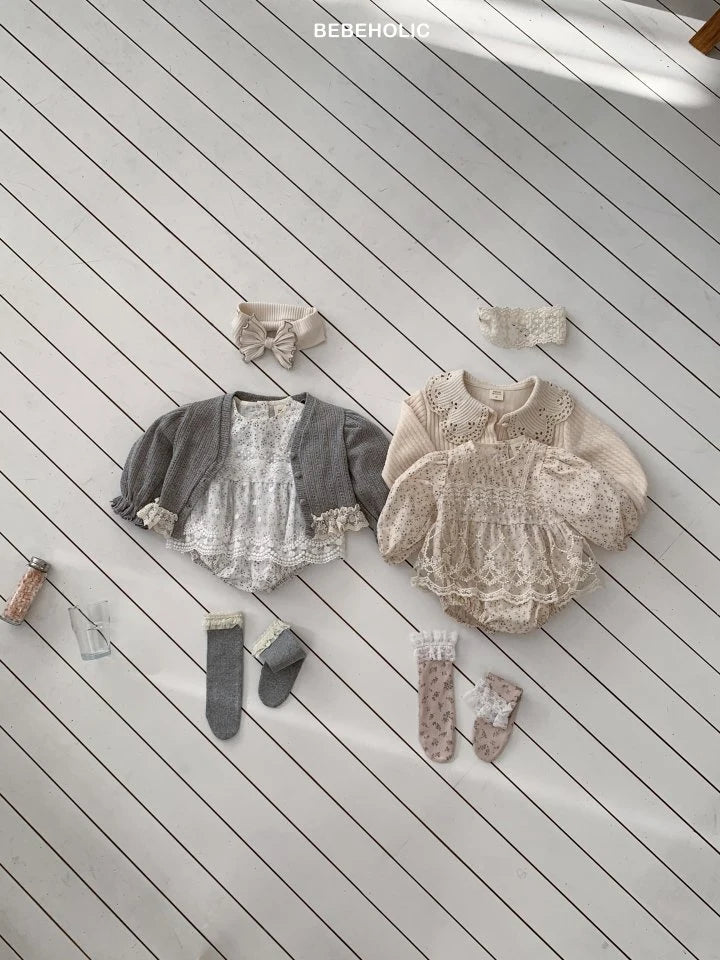 Rippy Lace Suit1_byLittleFox_jetztvorbestellen